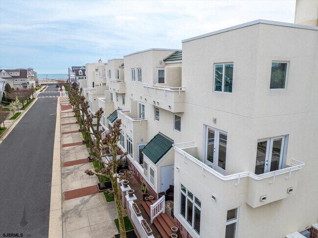 Foto del edificio - 7701 Atlantic Ave