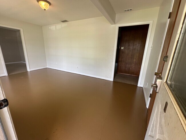 Building Photo - 5252 FM 1795
