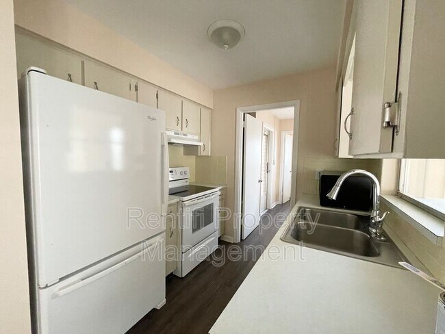 Foto del edificio - 335 Beachwood Rd