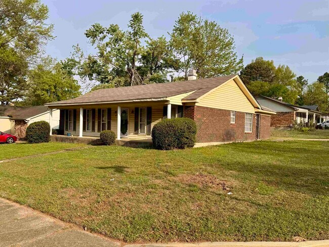 Foto del edificio - 3084 Greenbranch Dr
