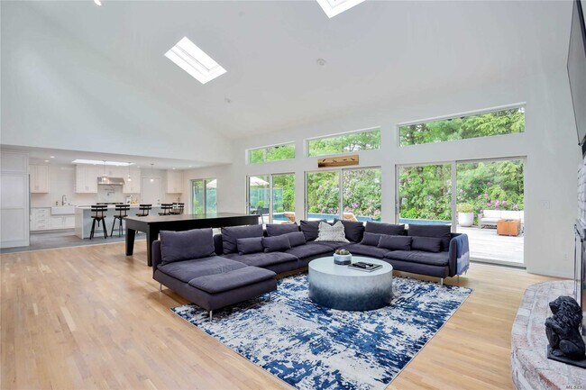 Foto del edificio - 3 Blueberry Ln