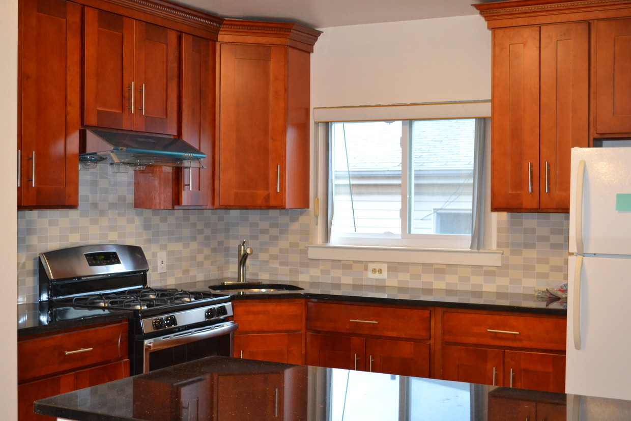 Foto principal - 2042 Bergen Ave