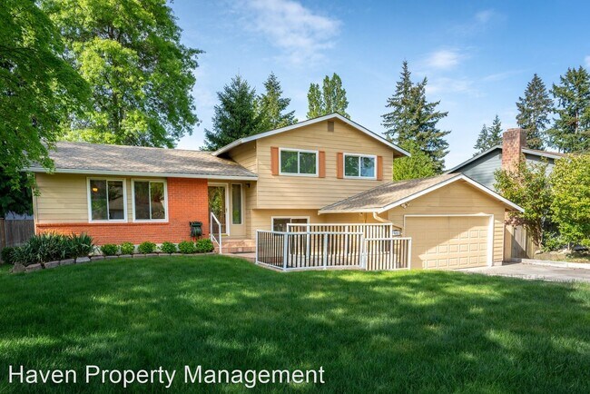 Building Photo - 3 br, 2.5 bath House - 505 224th St SW