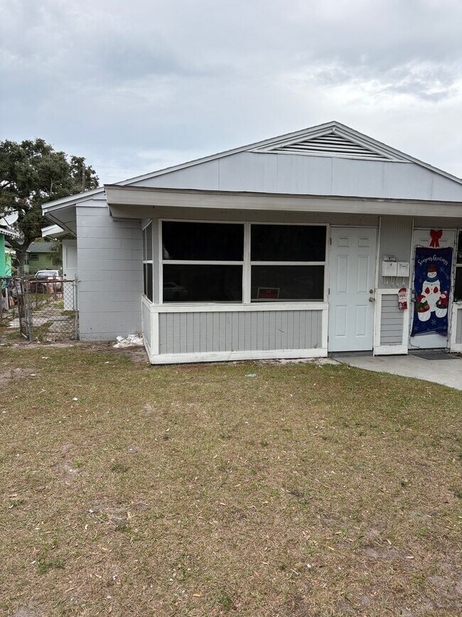 Foto del edificio - 861-863 22nd Ave S