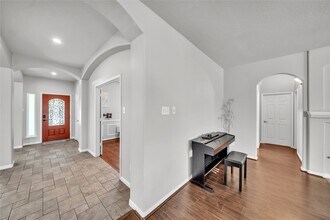 Building Photo - 26702 Hawkstone Ct