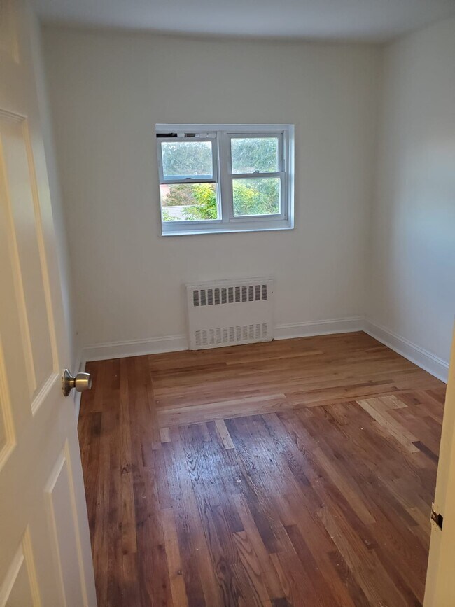 Foto del edificio - 4048 Harper Ave