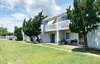 Building Photo - 39 Roberts Rd