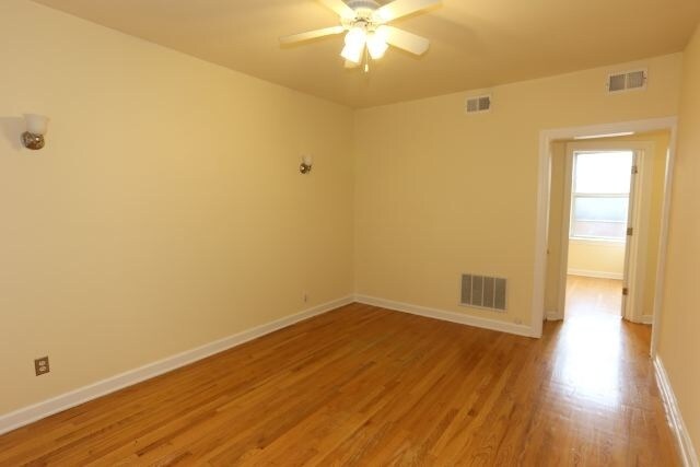 Foto del edificio - 555 W Aldine Ave