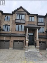 Building Photo - 79 Morrison Cres