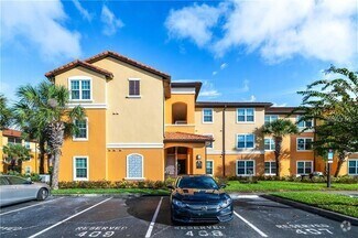 Building Photo - 5483 Vineland Rd