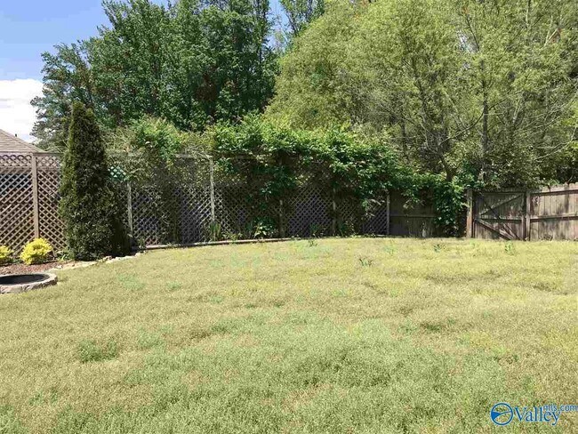 Building Photo - 244 Healey Dr