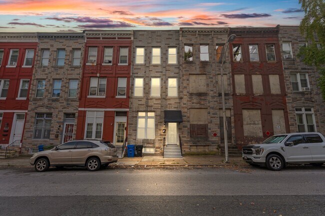 Foto del edificio - 1023 Harlem Ave