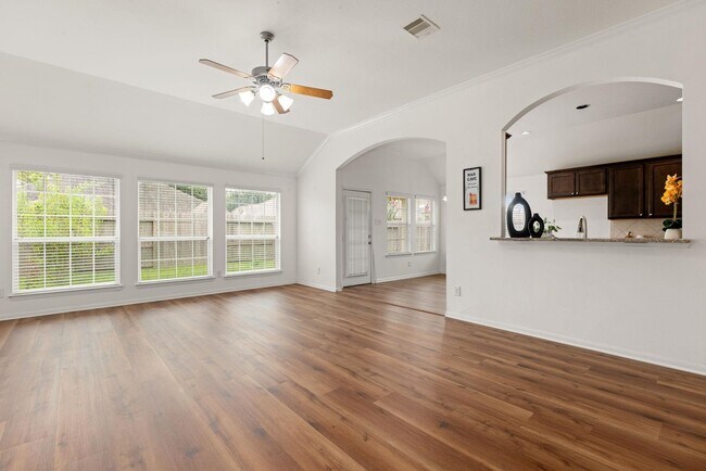 Foto del edificio - 2008 Golden Creek Ln