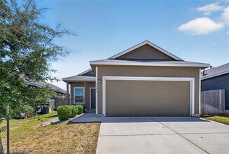 Building Photo - 15608 Spring Hill Ln