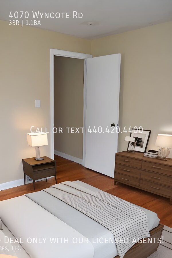 Building Photo - Fully renovated, Granite, Hardwood Floors,...