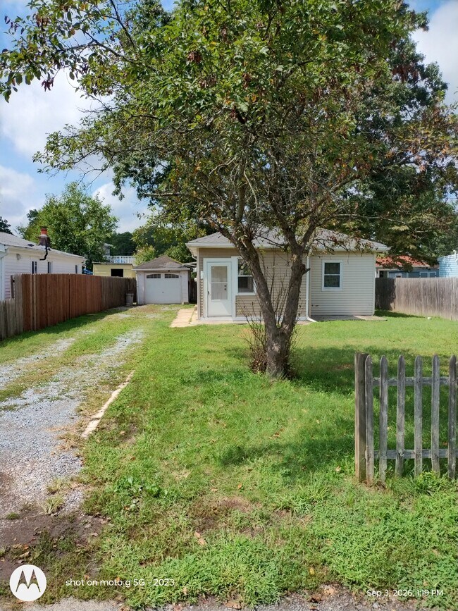 Street view - 209 Fenton Ave