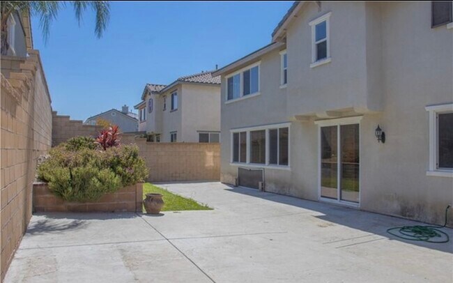 Building Photo - 15624 Dobbs Peak Ln