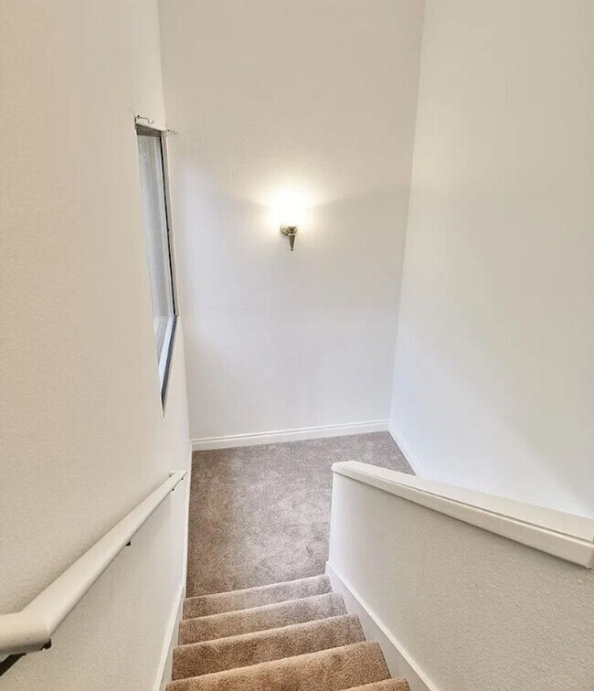 Foto del edificio - Northup Central Townhome