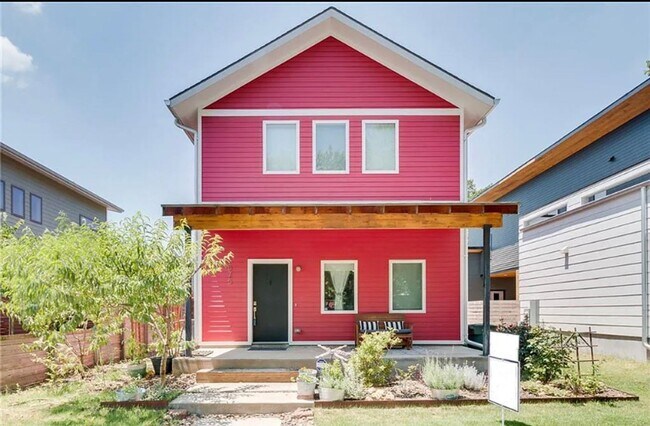 Foto del edificio - Modern With a Traditional Twist - 2 Bed Ho...