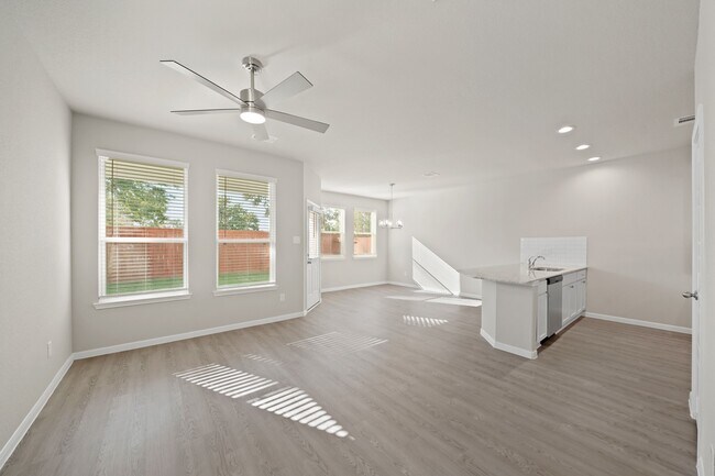 Foto del edificio - 831 Oakland Dr