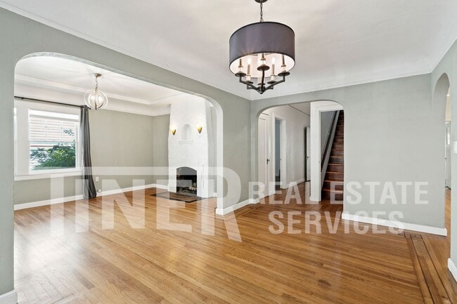 Building Photo - 1321 17th St