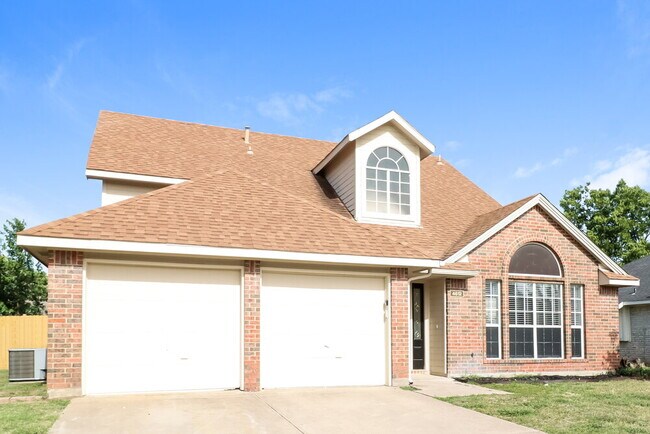 Foto del edificio - 4612 Greenwich Dr
