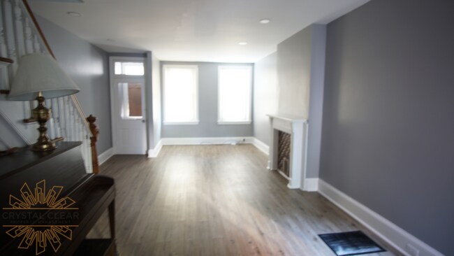 Photo - 107 W 13th St Townhome