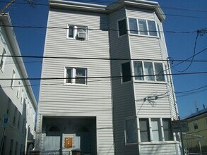 Building Photo - 5 Bristol St Building Photo - 5 Bristol St