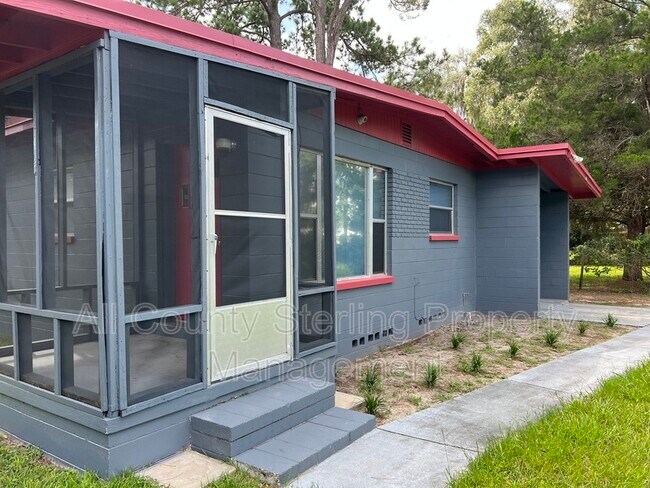 Foto del edificio - 501 SE 14th St