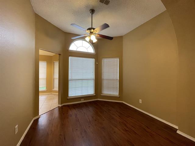 Building Photo - 901 Felicia Ln