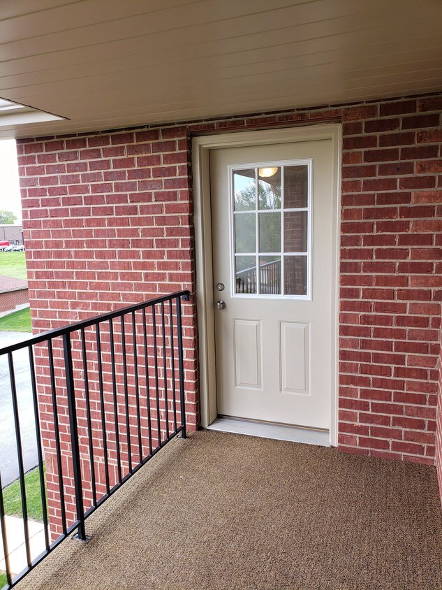 Primary Photo - 7010 Heritage Cir
