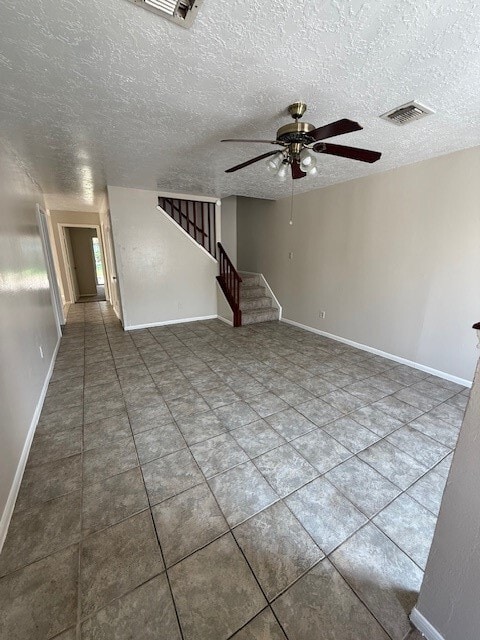 Foto del edificio - 9818 Rockcrest Dr