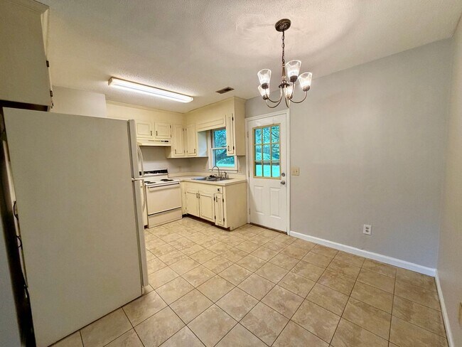Foto del edificio - Duplex Close to Shaw AFB!