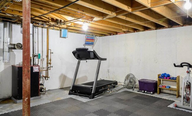 Foto del edificio - 5 Hillcrest W