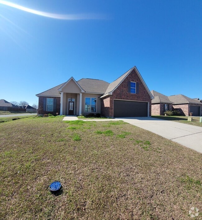 Highland Ridge Apartments under 2,000 Youngsville, LA 1 Rentals