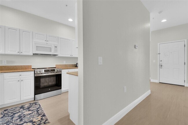 Foto del edificio - 7925 Mahogany Run Ln