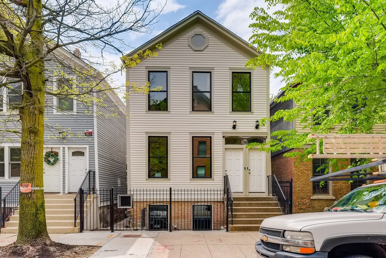 Primary Photo - 1616 N Cleveland Ave