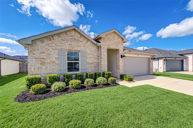 Foto del edificio - 31727 Hallington Hl Ln