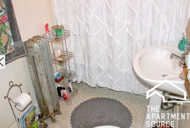 Foto del edificio - 634.5 W Arlington Pl