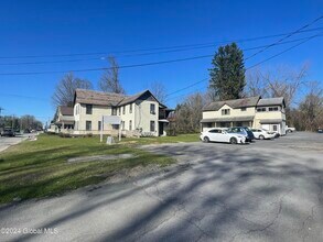 Building Photo - 524 Maple Ave