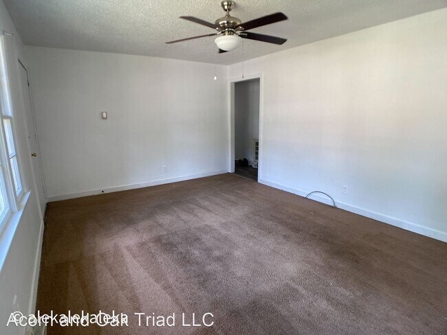 Building Photo - 3 br, 1 bath House - 507 Cox Ave.