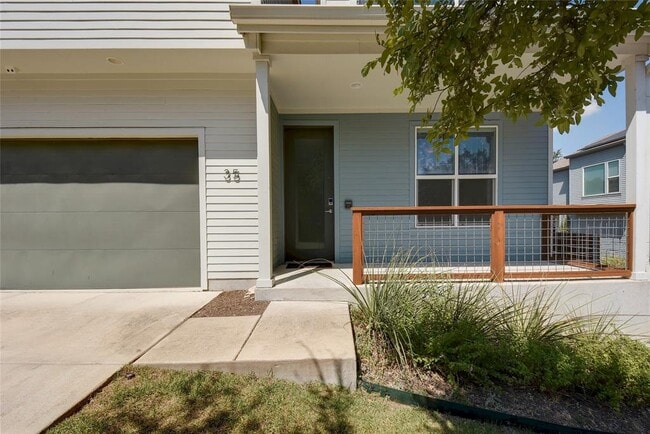 Building Photo - 3001 Del Curto Rd