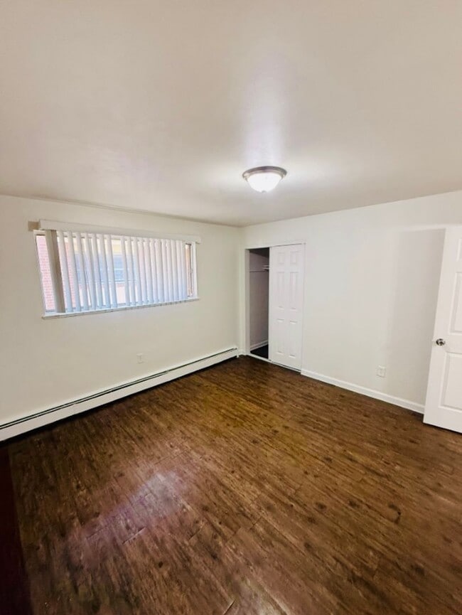 Building Photo - 3 bd Available in Anschutz Medical Campus neighborhood **Move-In Special**