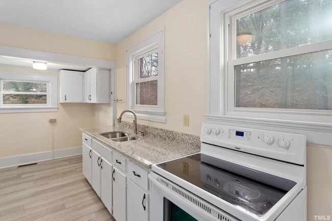 Foto del edificio - 111 Turner St