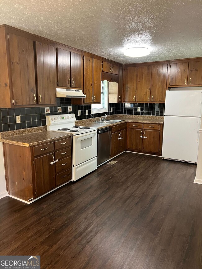 Building Photo - 3034 Wilkes Plantation Way