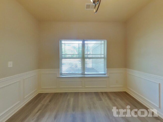 Foto del edificio - 15 Victoria Dr