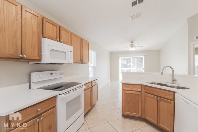 Foto del edificio - 16926 Corner Bay Ct