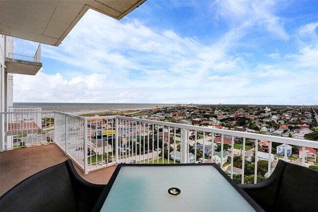 Building Photo - 500 Seawall Blvd