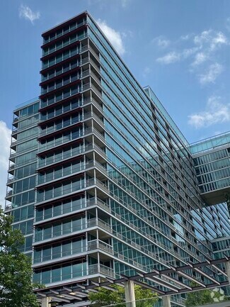 Building Photo - 9655 Woods Dr