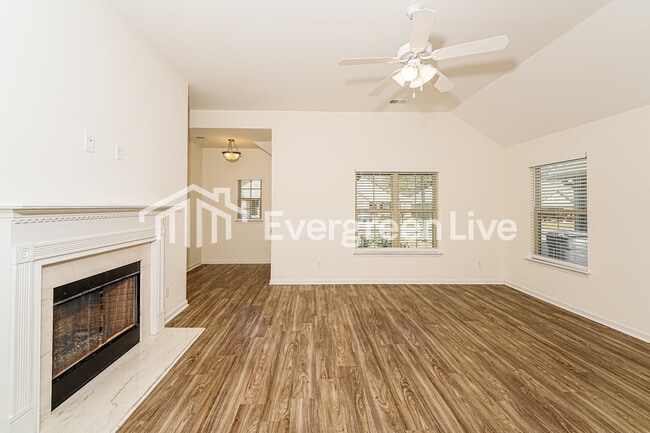 Building Photo - 6970 Brightwell Ln